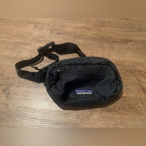 Patagonia Ultralight Black Hole® Mini Hip Pack 1L
